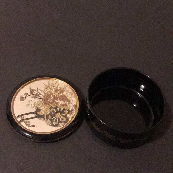 Art of Chokin Japanese Flower Cart Trinket Box - Picture 5 of 11